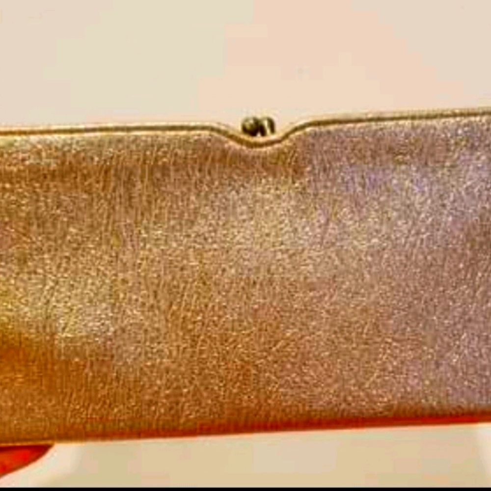 Vintage Gold Clutch EUC